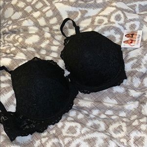 SOLD DIFFERENT SITE NWT Smart Sexy Push Up Bra